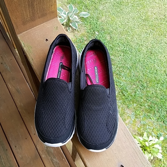 danskin cool wave memory foam shoes